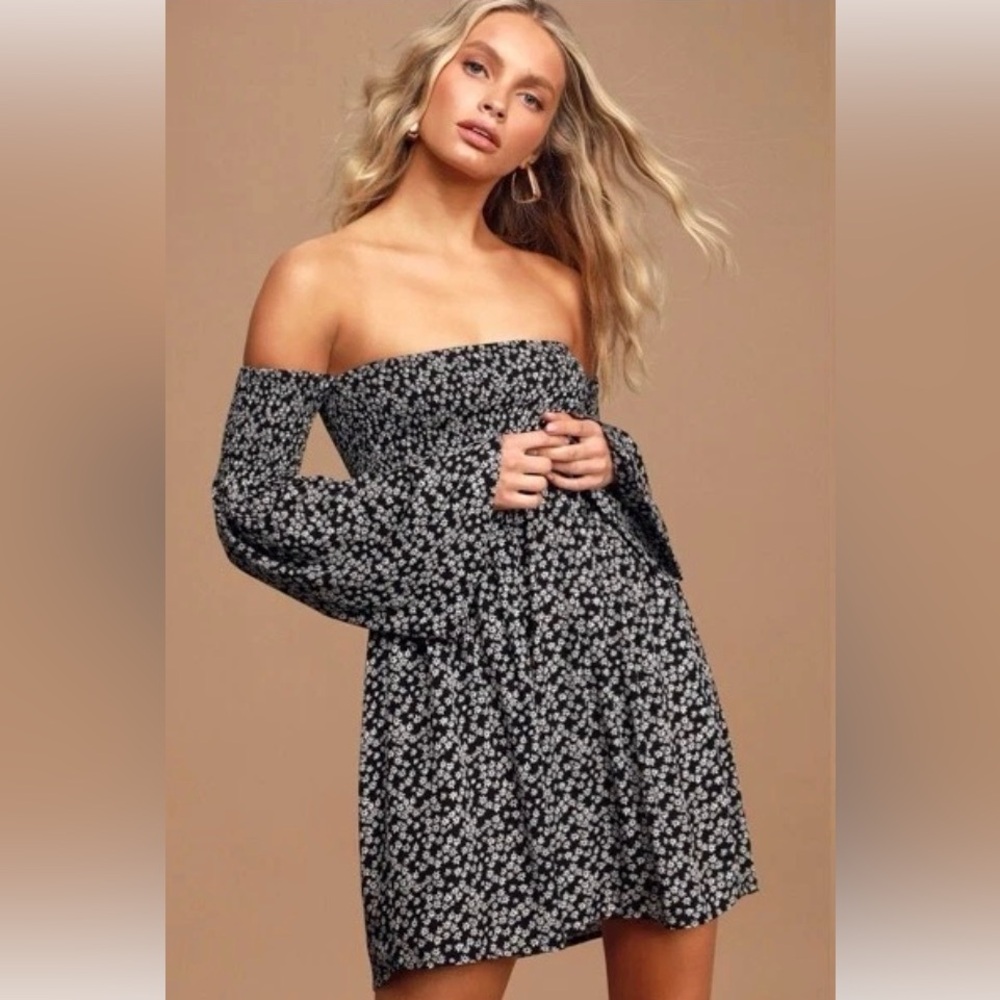Lulus Picking Daisies Flower Dress‎ Boho Floral Fairycore Skater Bell Sleeves